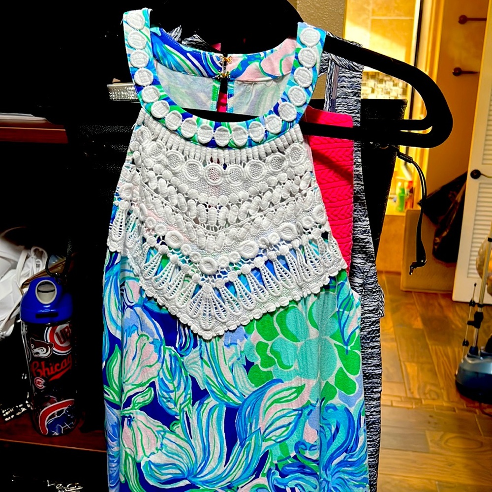 Women’s Lilly Pulitzer crochet trim tunic top size medium no Lilly sz tag